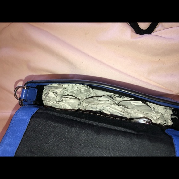 Limited edition Marc Jacobs purse! - Picture 4 of 7